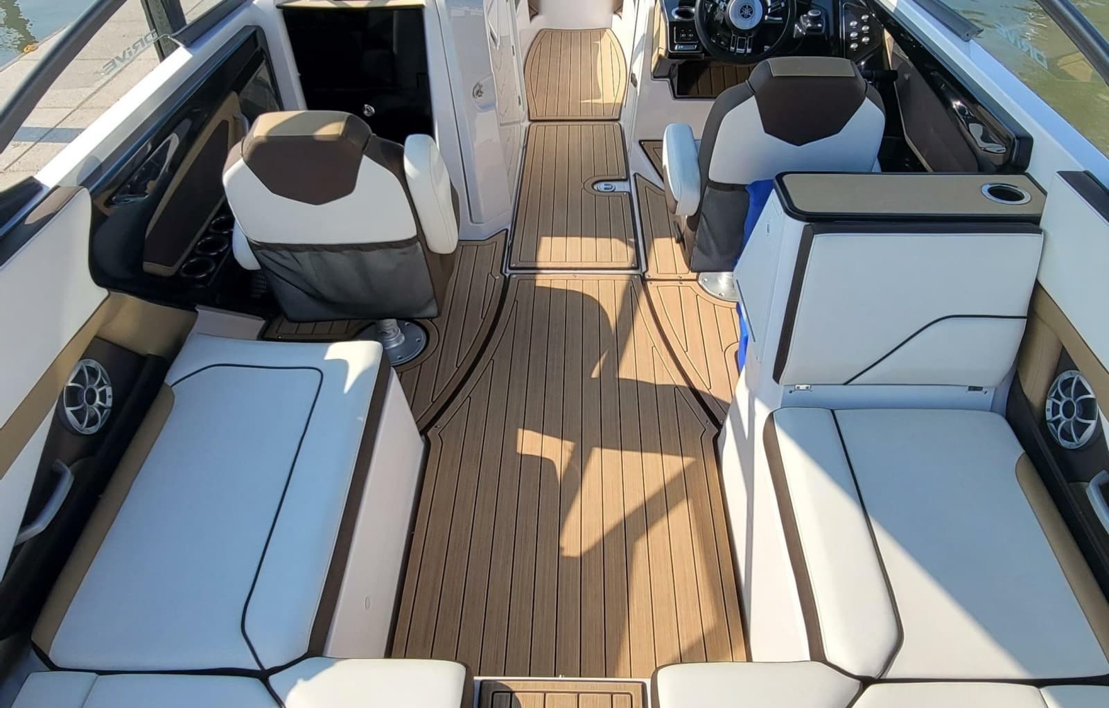 2021 Yamaha Boats 252SD - Photo 22