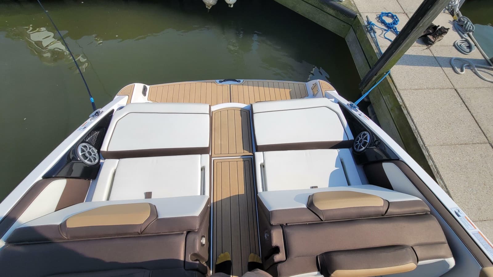 2021 Yamaha Boats 252SD - Photo 23