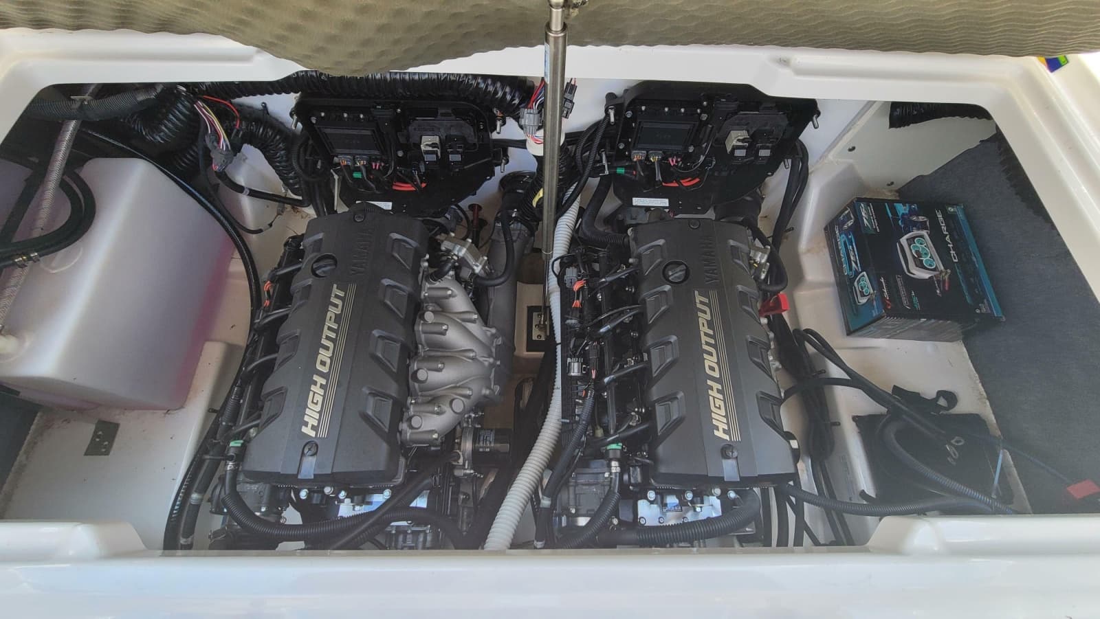 2021 Yamaha Boats 252SD - Photo 28