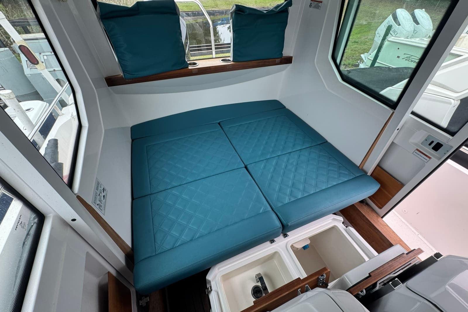 2020 Axopar 28 Cabin - Photo 54