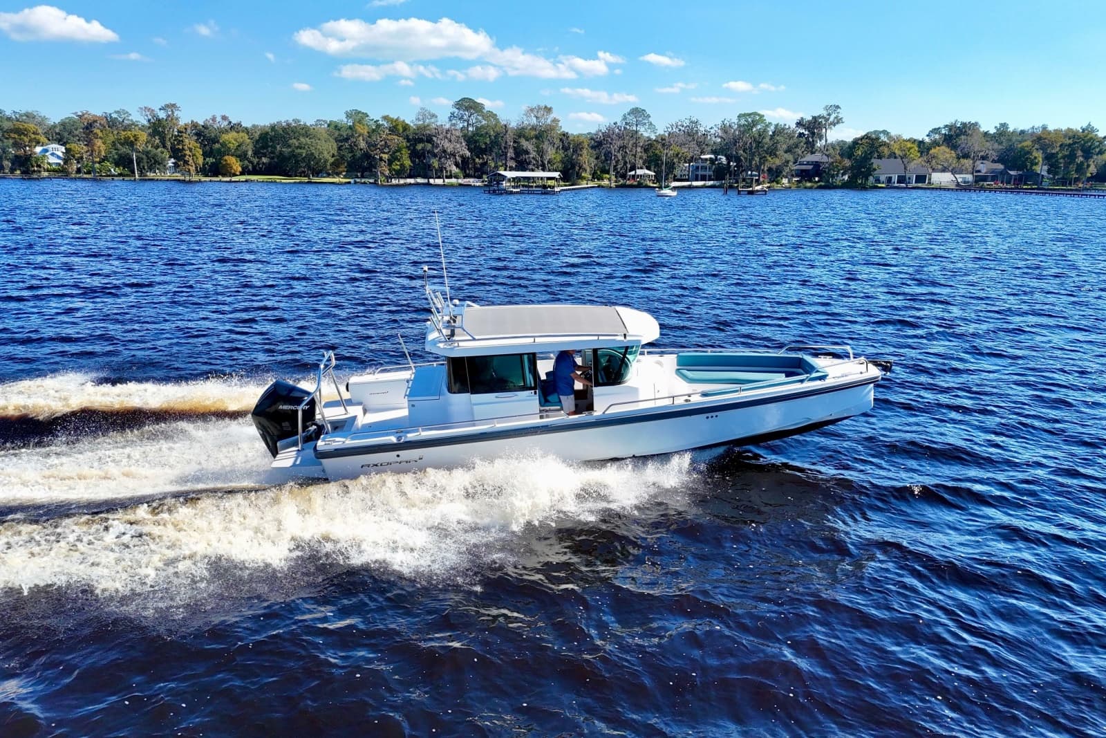 2020 Axopar 28 Cabin - Photo 24