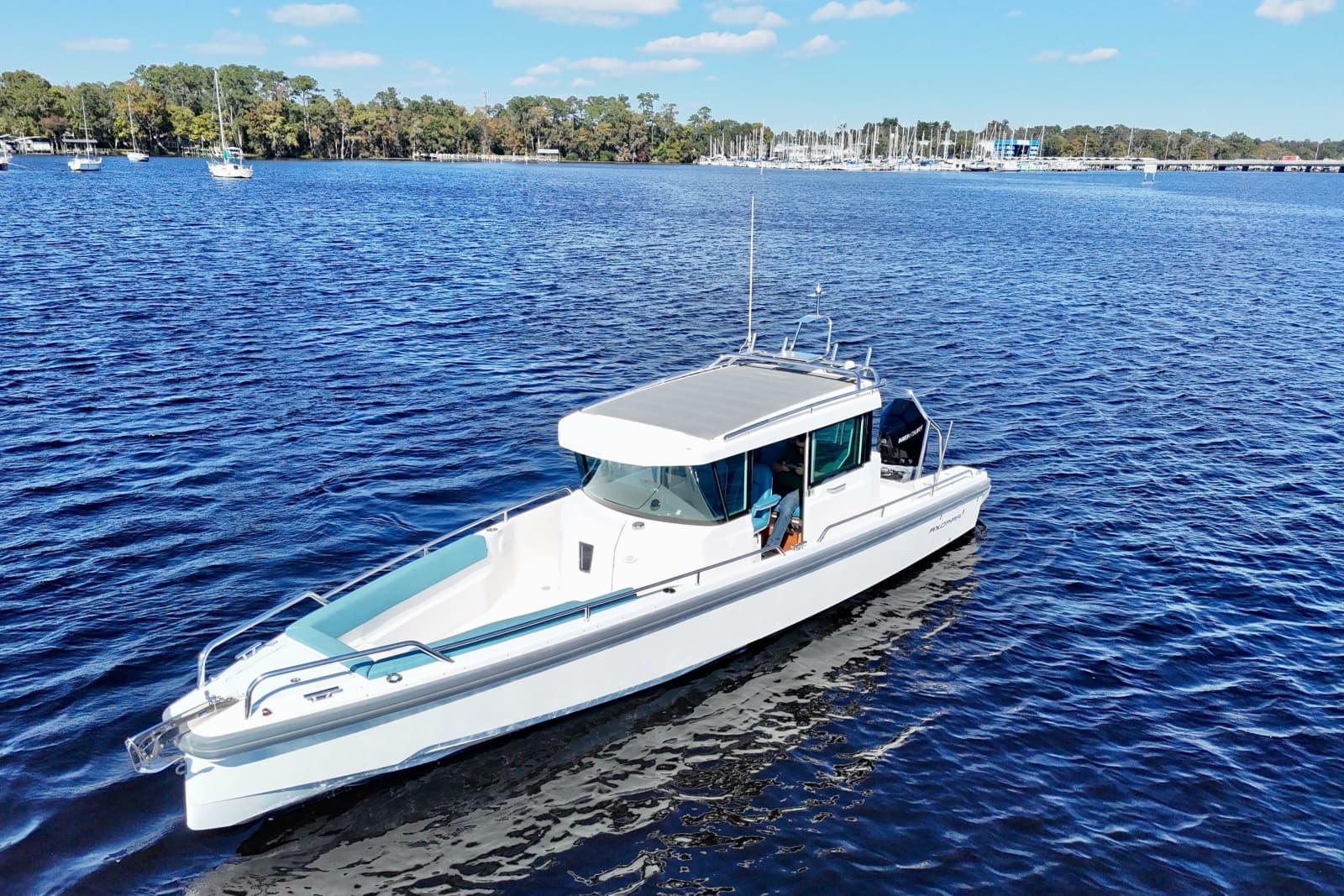 2020 Axopar 28 Cabin - Photo 17