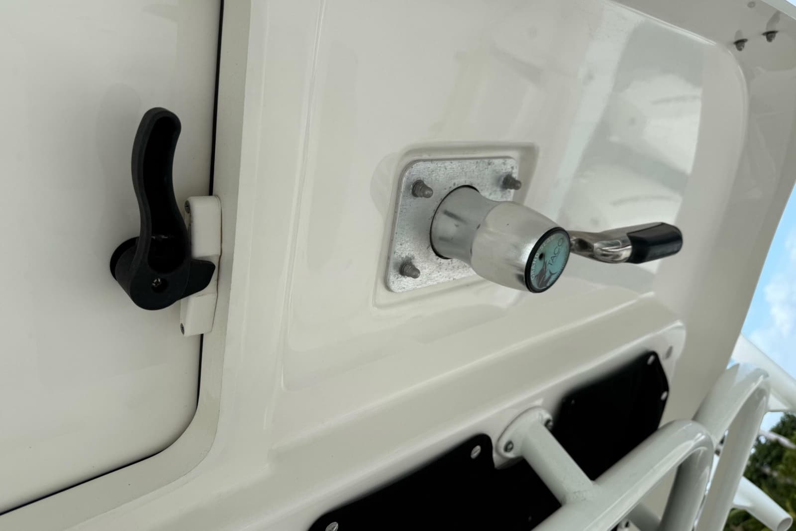 2020 Boston Whaler 330 Outrage - Photo 17