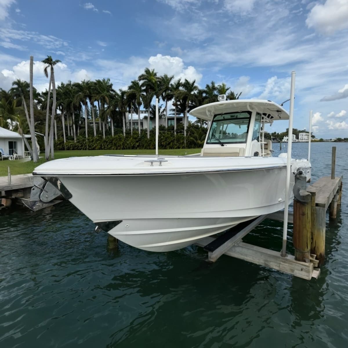 2020 Boston Whaler 330 Outrage - Photo 1