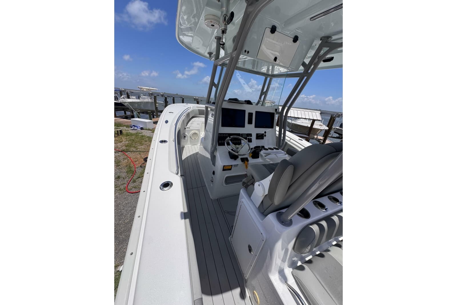 2020 Cape Horn 32XS - Photo 4