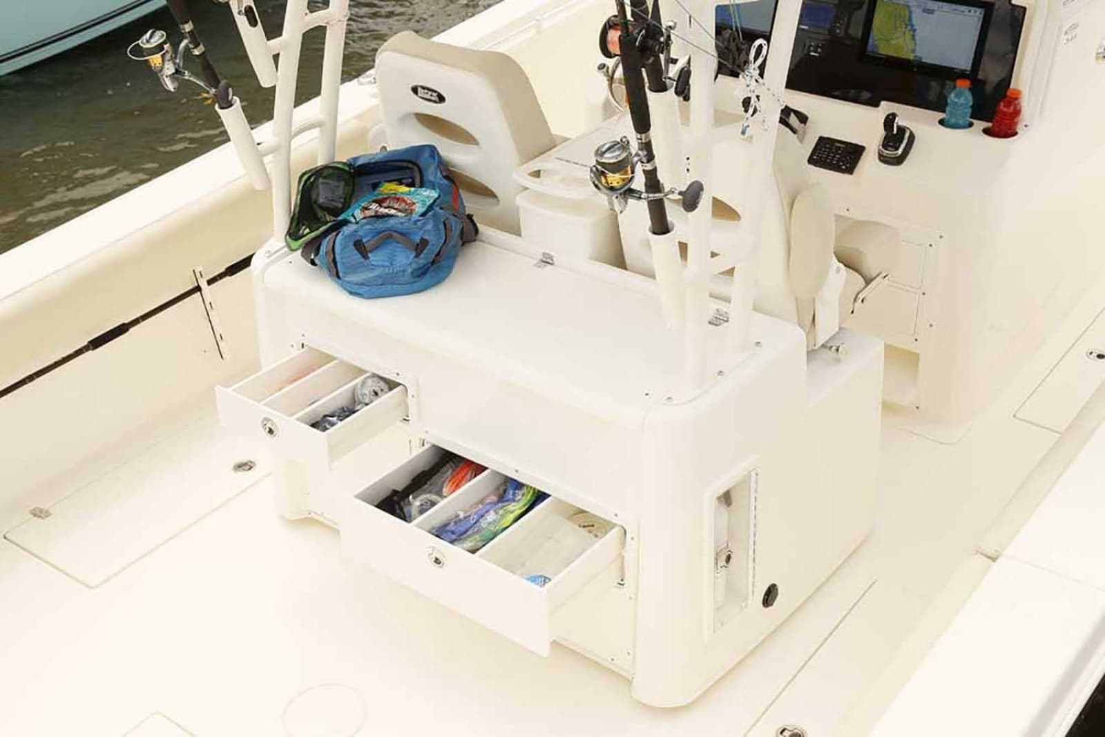 2020 Cobia 350 Center Console - Photo 16