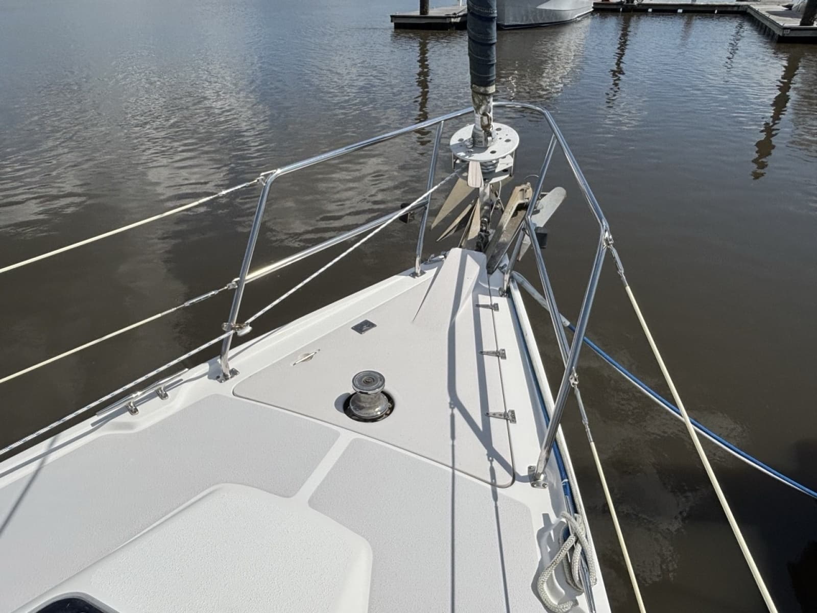 2002 Catalina 380 - Photo 5