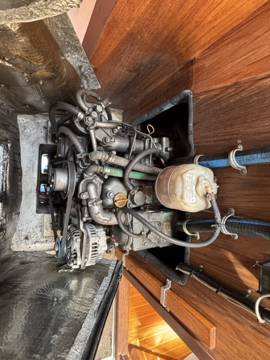 2002 Catalina 380 - Photo 27