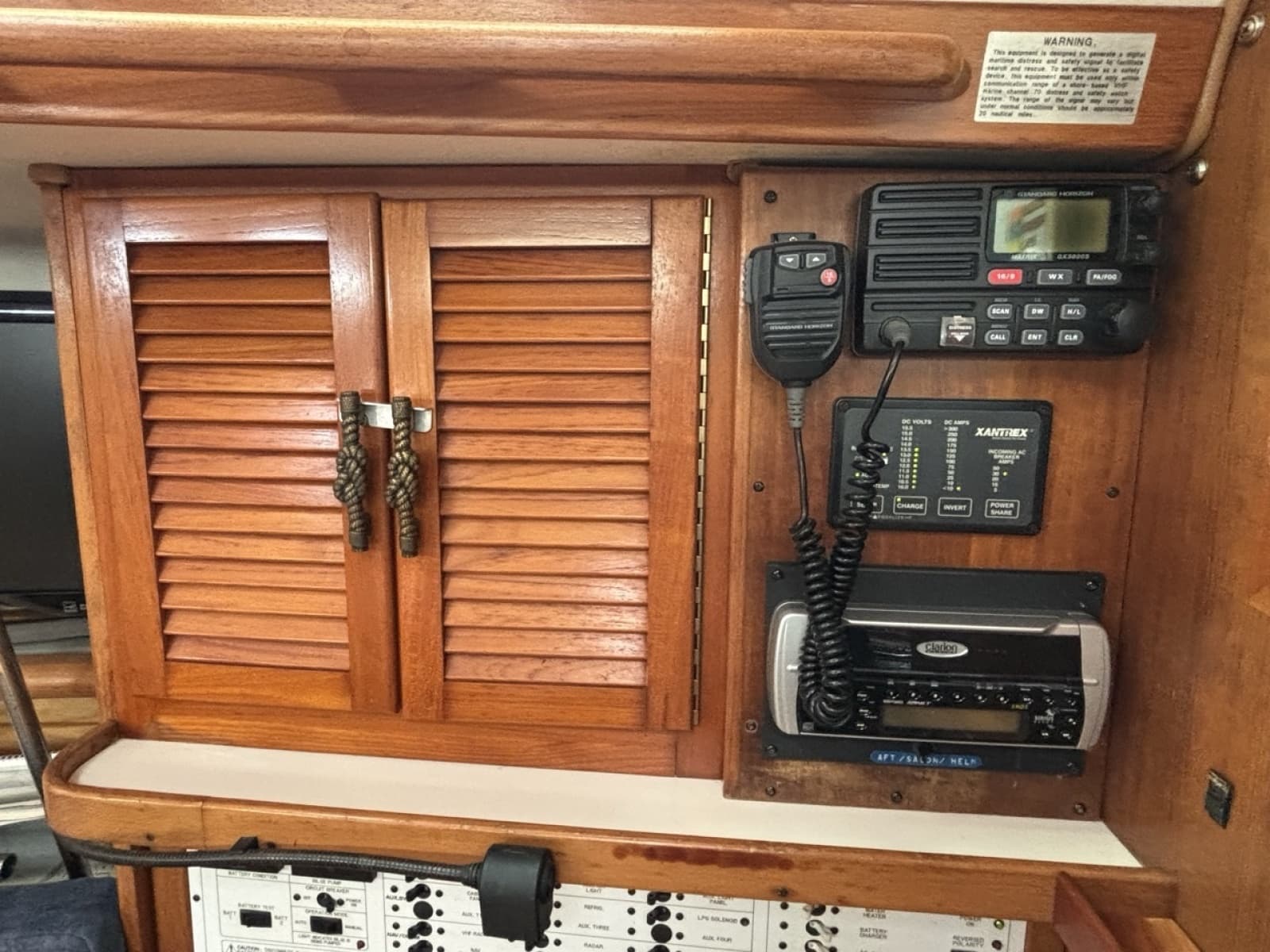 2002 Catalina 380 - Photo 17