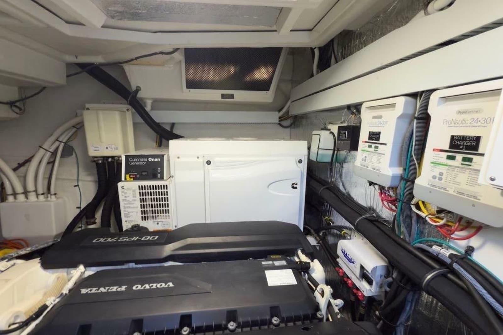 2020 Cruisers Yachts 50 Cantius - Photo 71