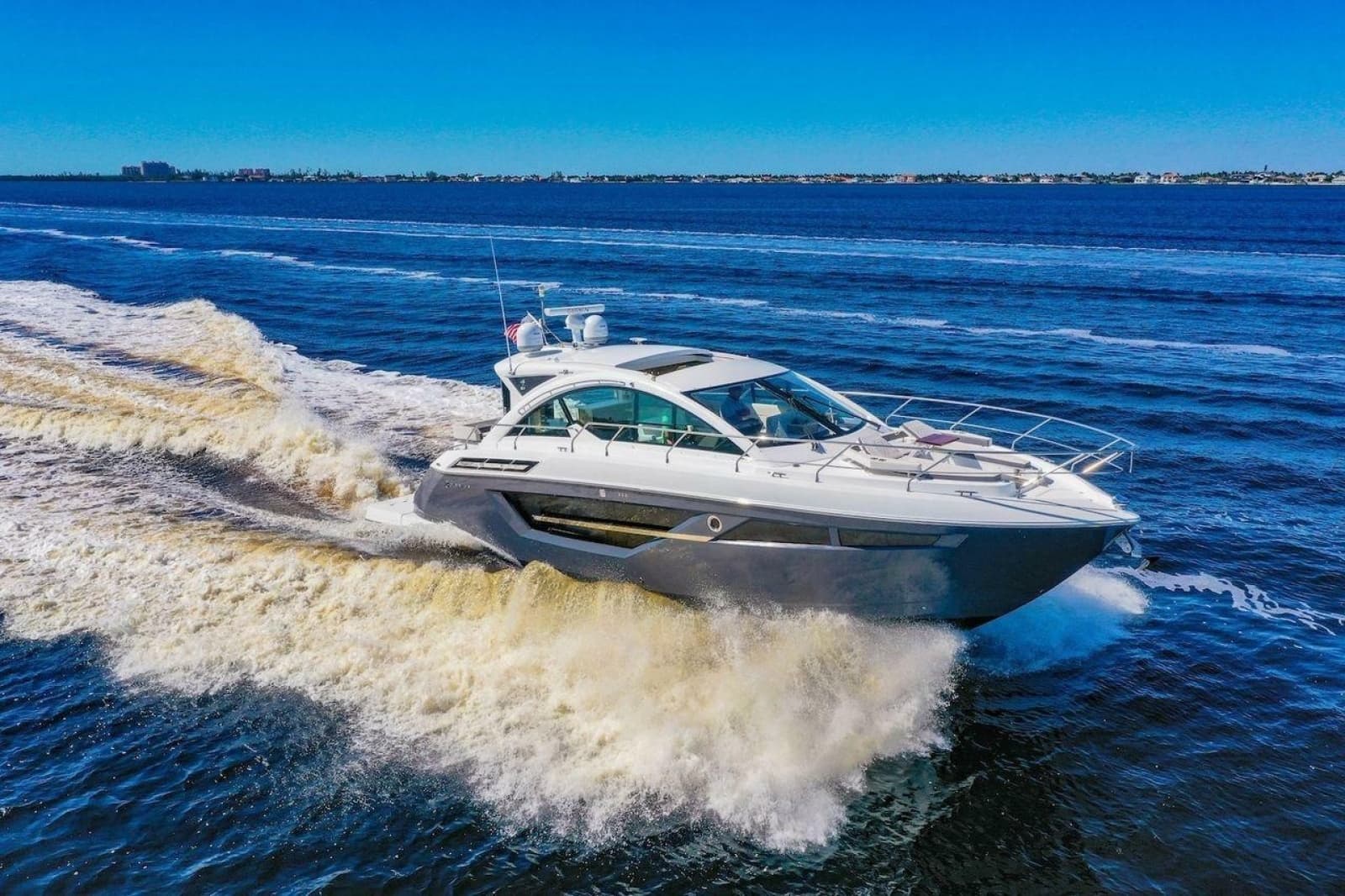 2020 Cruisers Yachts 50 Cantius - Photo 1
