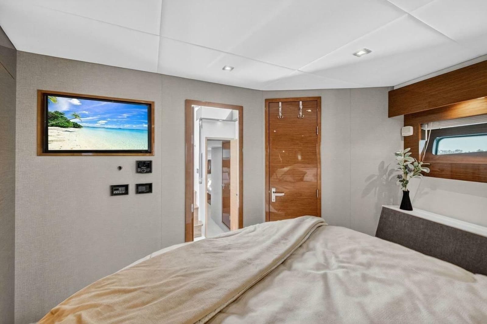 2020 Cruisers Yachts 50 Cantius - Photo 42