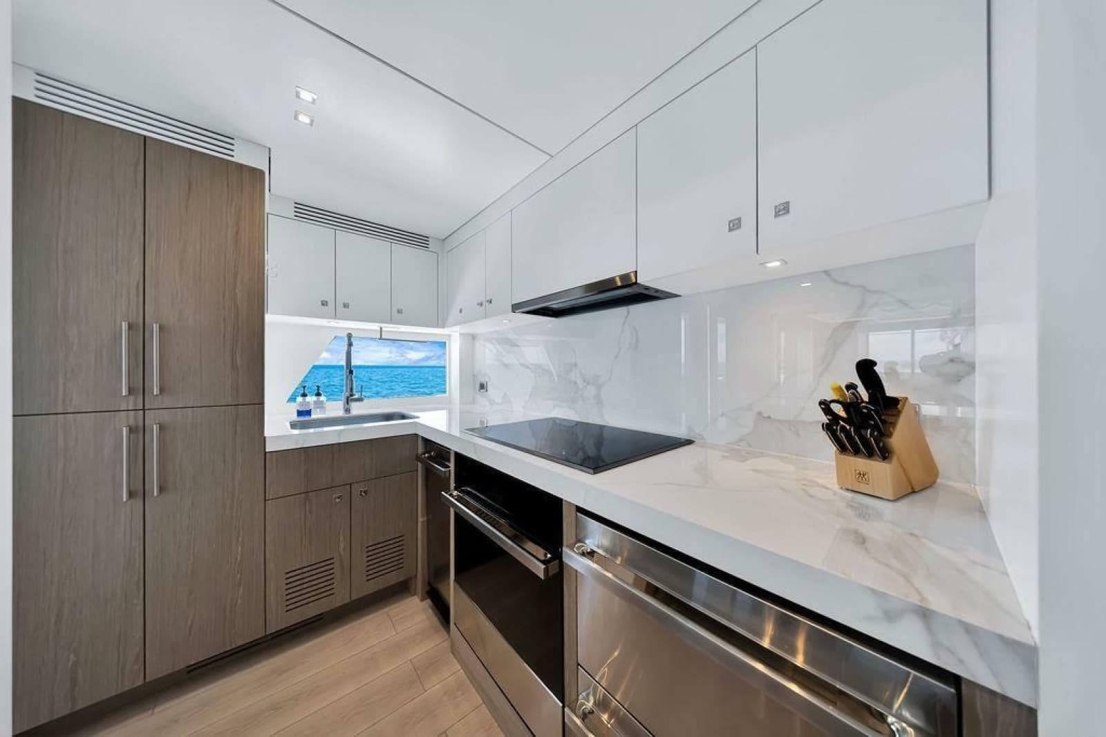 2020 Hargrave C92 - Photo 77