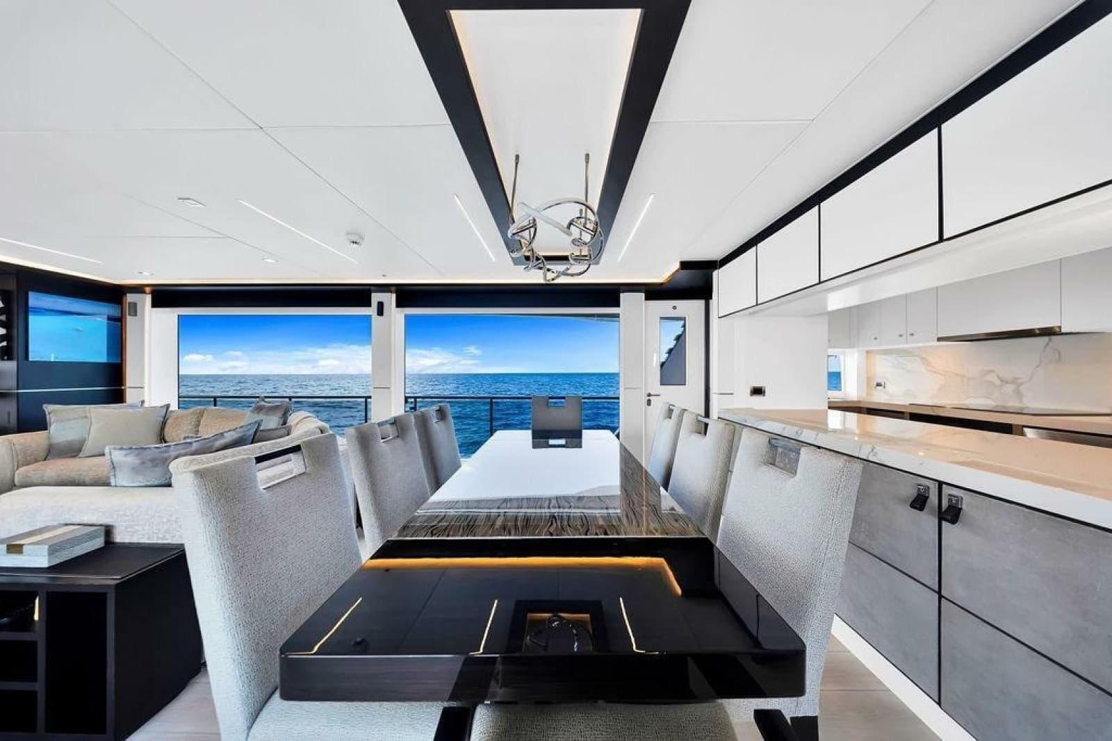 2020 Hargrave C92 - Photo 69