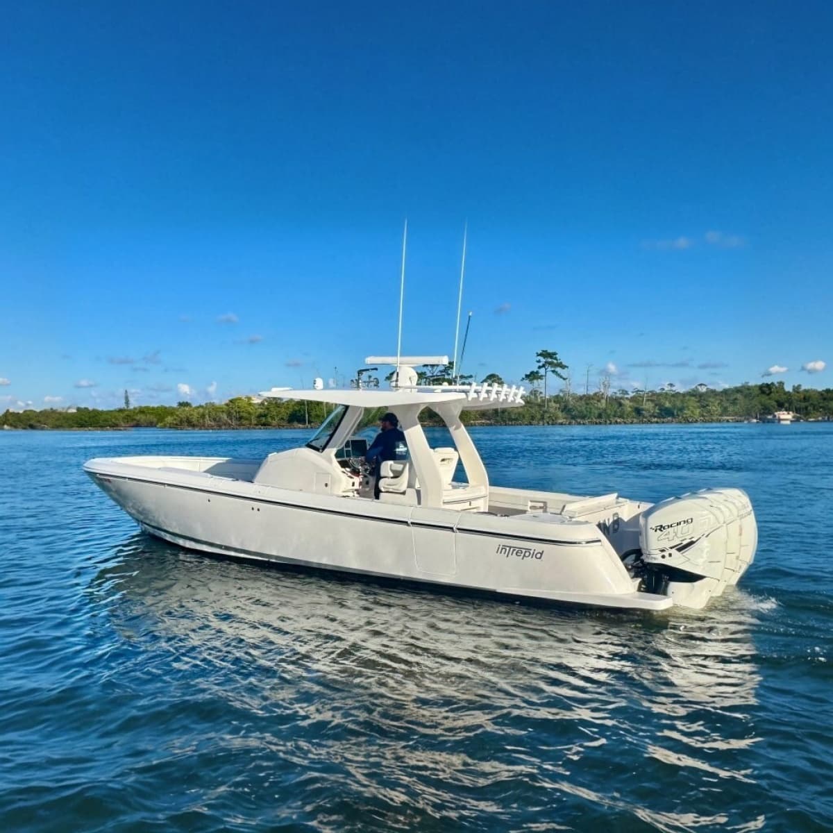 2020 Intrepid 375 Nomad SE - Photo 1