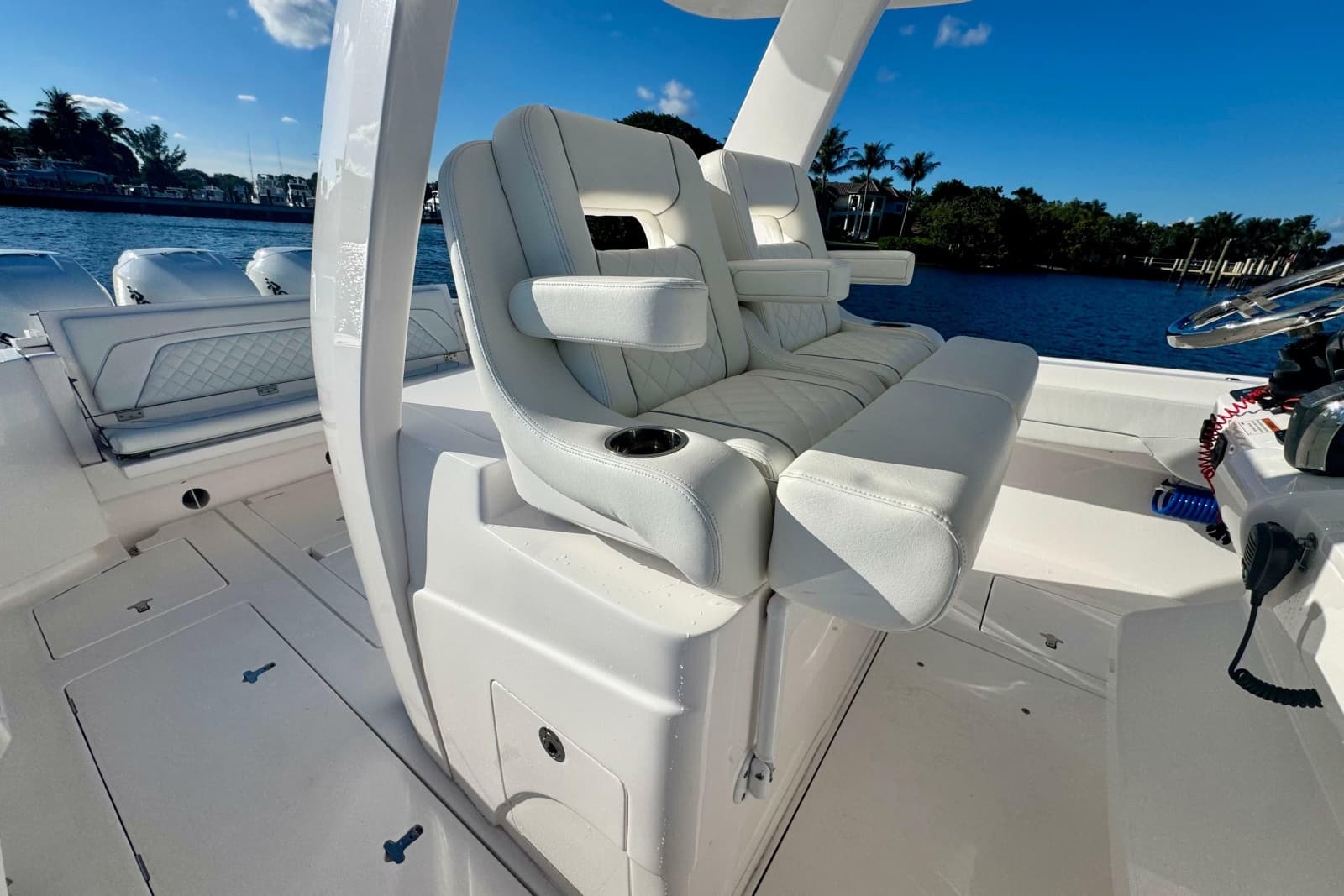 2020 Intrepid 375 Nomad SE - Photo 22
