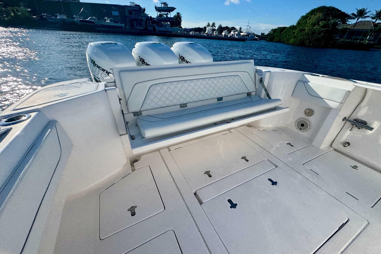 2020 Intrepid 375 Nomad SE - Photo 18