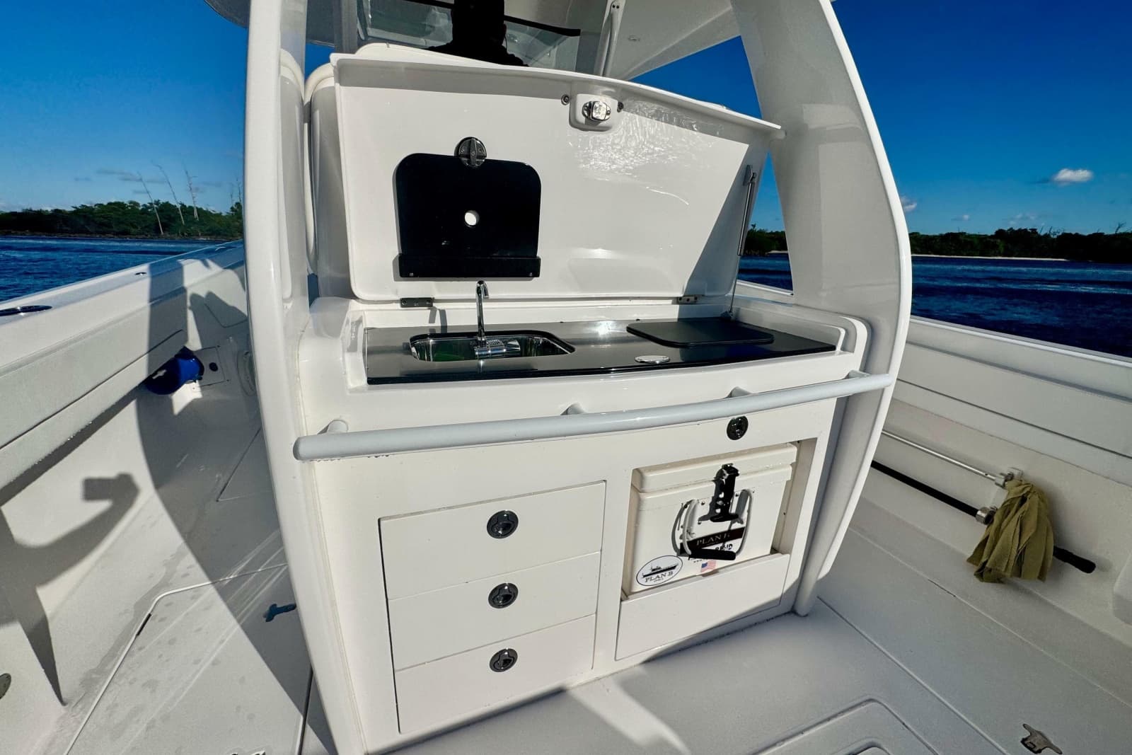 2020 Intrepid 375 Nomad SE - Photo 21