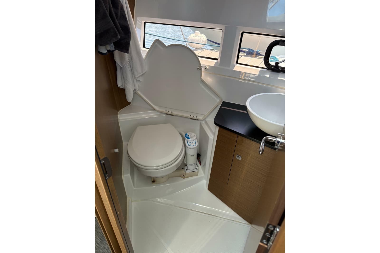 2020 Jeanneau NC 895 - Photo 18