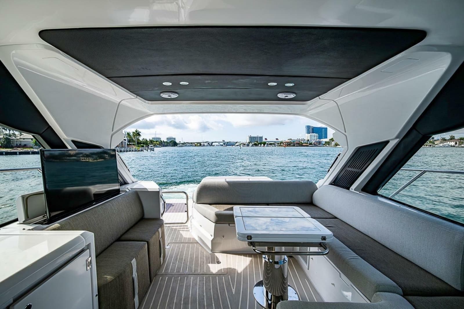 2019 Azimut Atlantis 51 - Photo 19