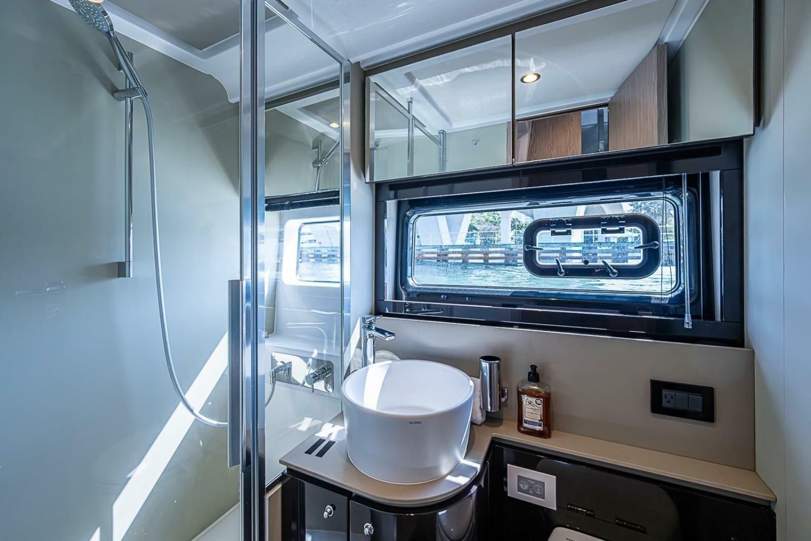 2019 Azimut Atlantis 51 - Photo 39