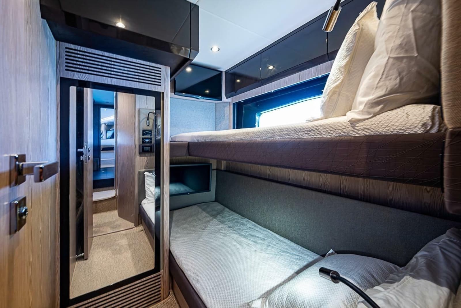 2019 Azimut Atlantis 51 - Photo 38