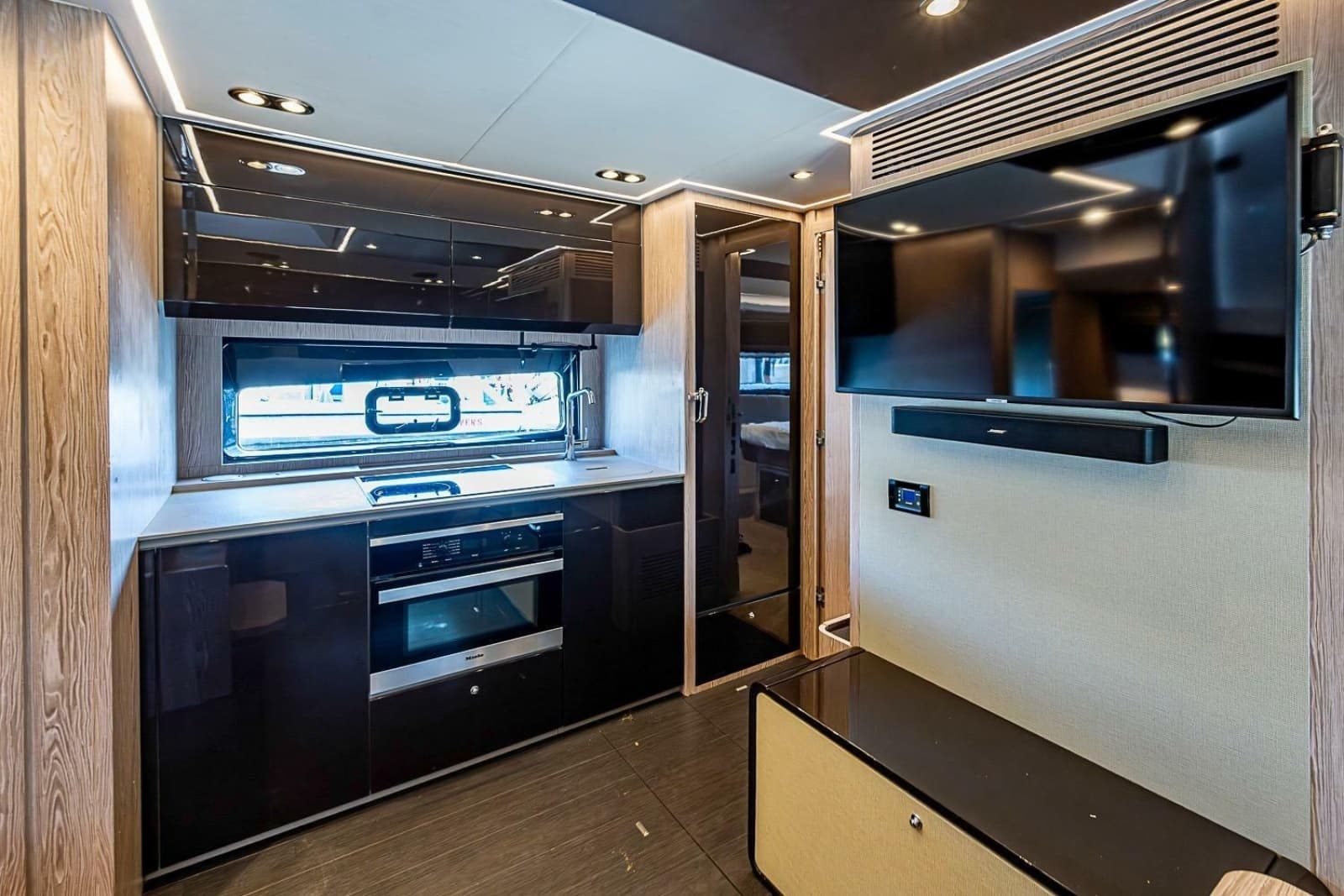 2019 Azimut Atlantis 51 - Photo 29