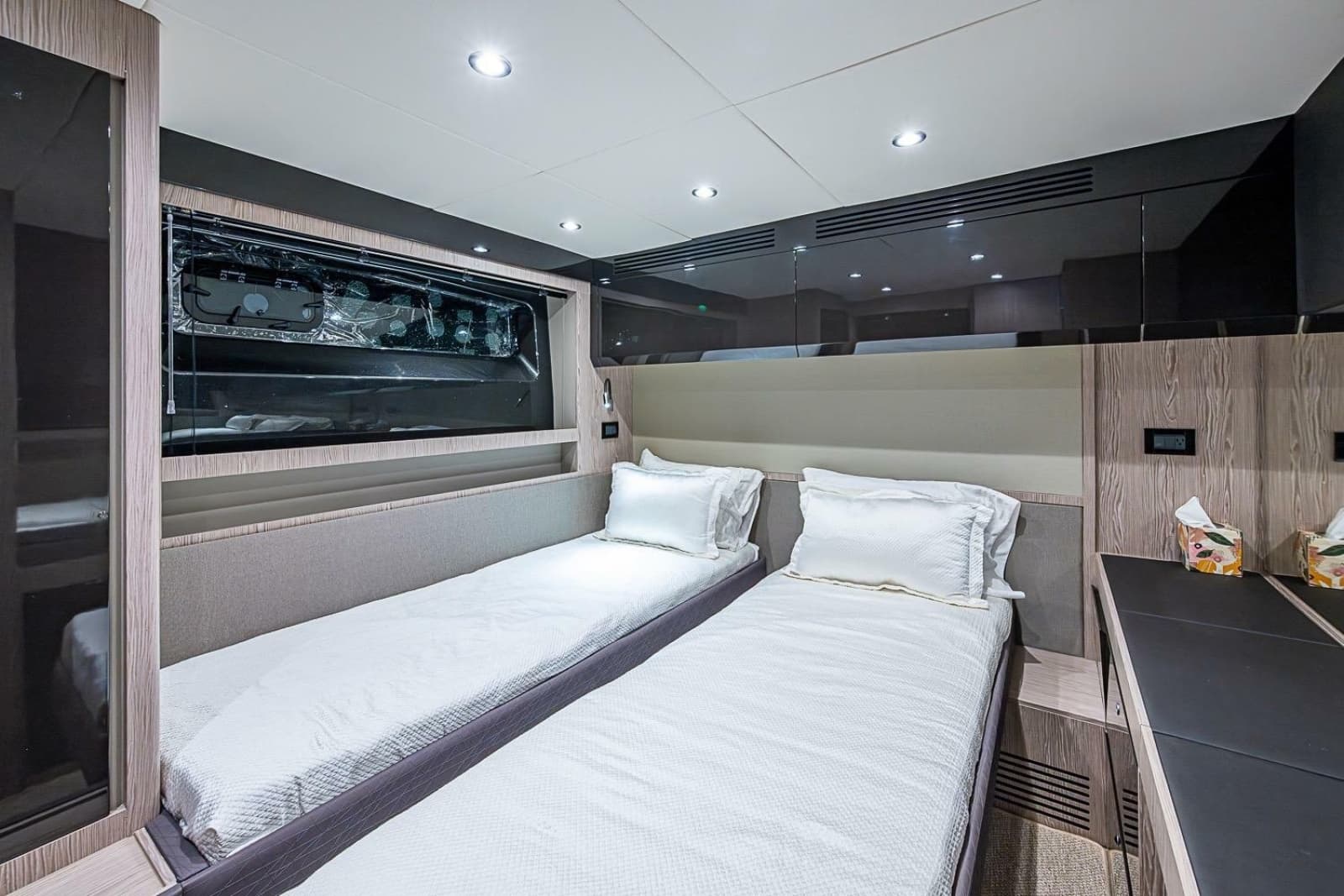 2019 Azimut Atlantis 51 - Photo 34
