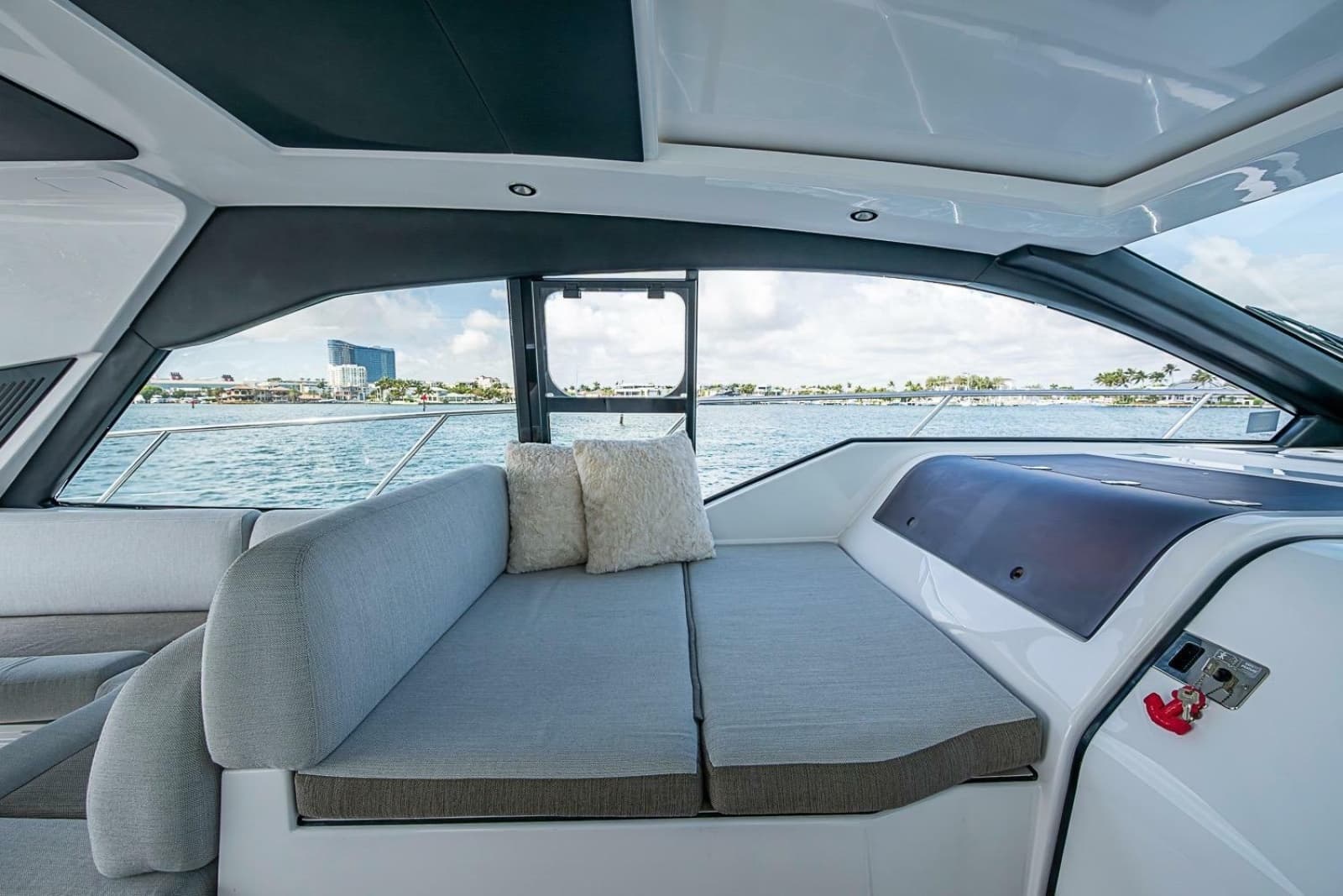 2019 Azimut Atlantis 51 - Photo 24