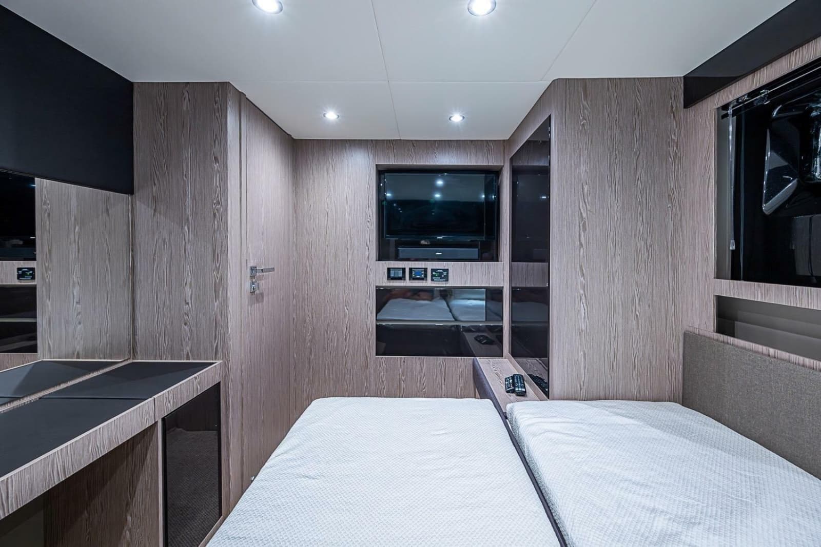 2019 Azimut Atlantis 51 - Photo 37