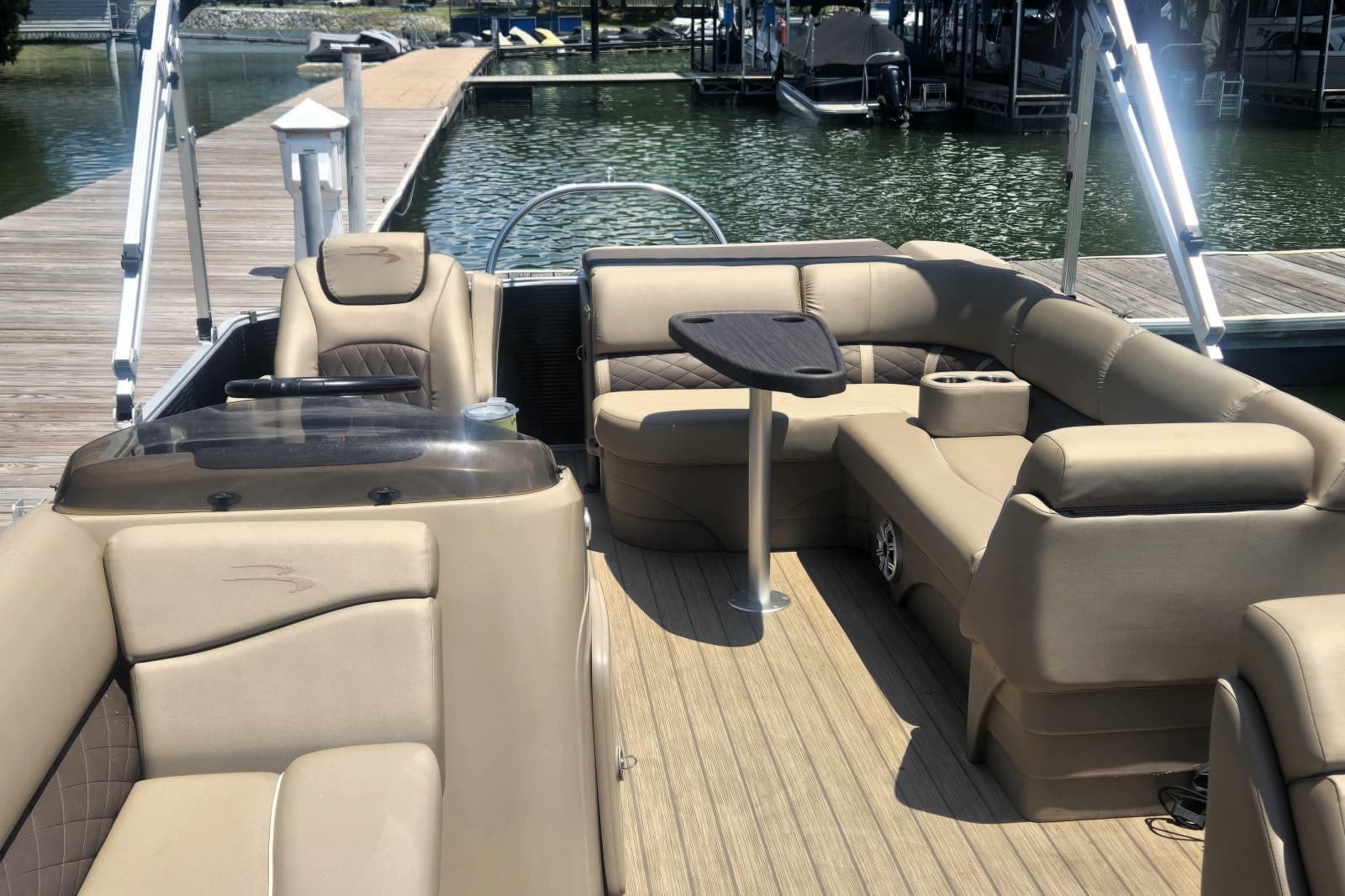 2019 Bennington SX 22 SLX - Photo 10