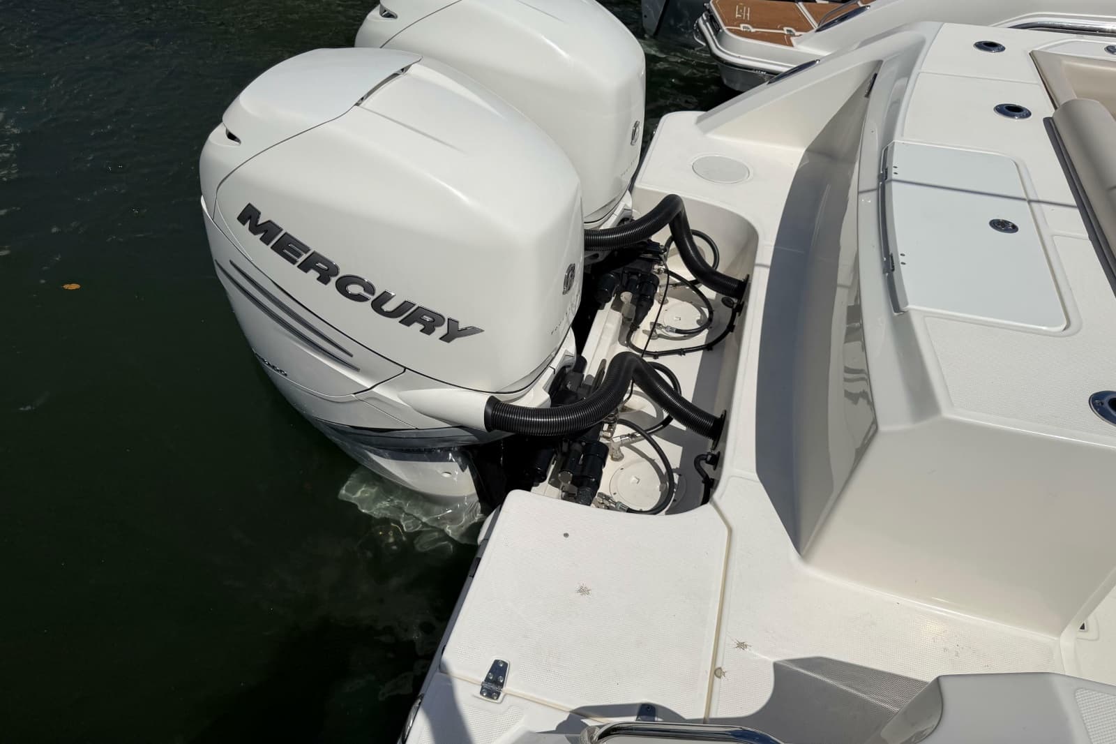 2019 Boston Whaler 330 Outrage - Photo 7
