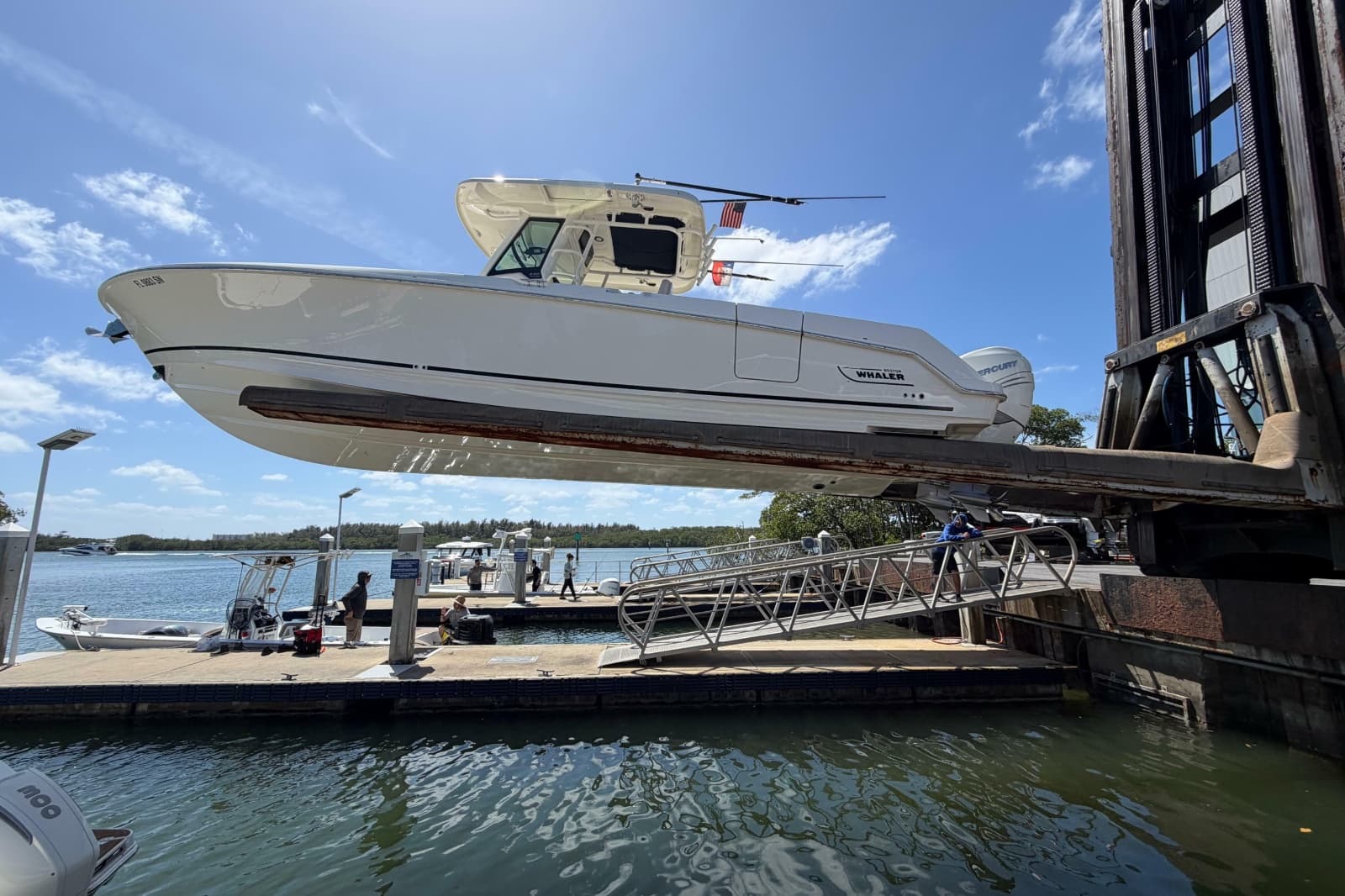 2019 Boston Whaler 330 Outrage - Photo 3