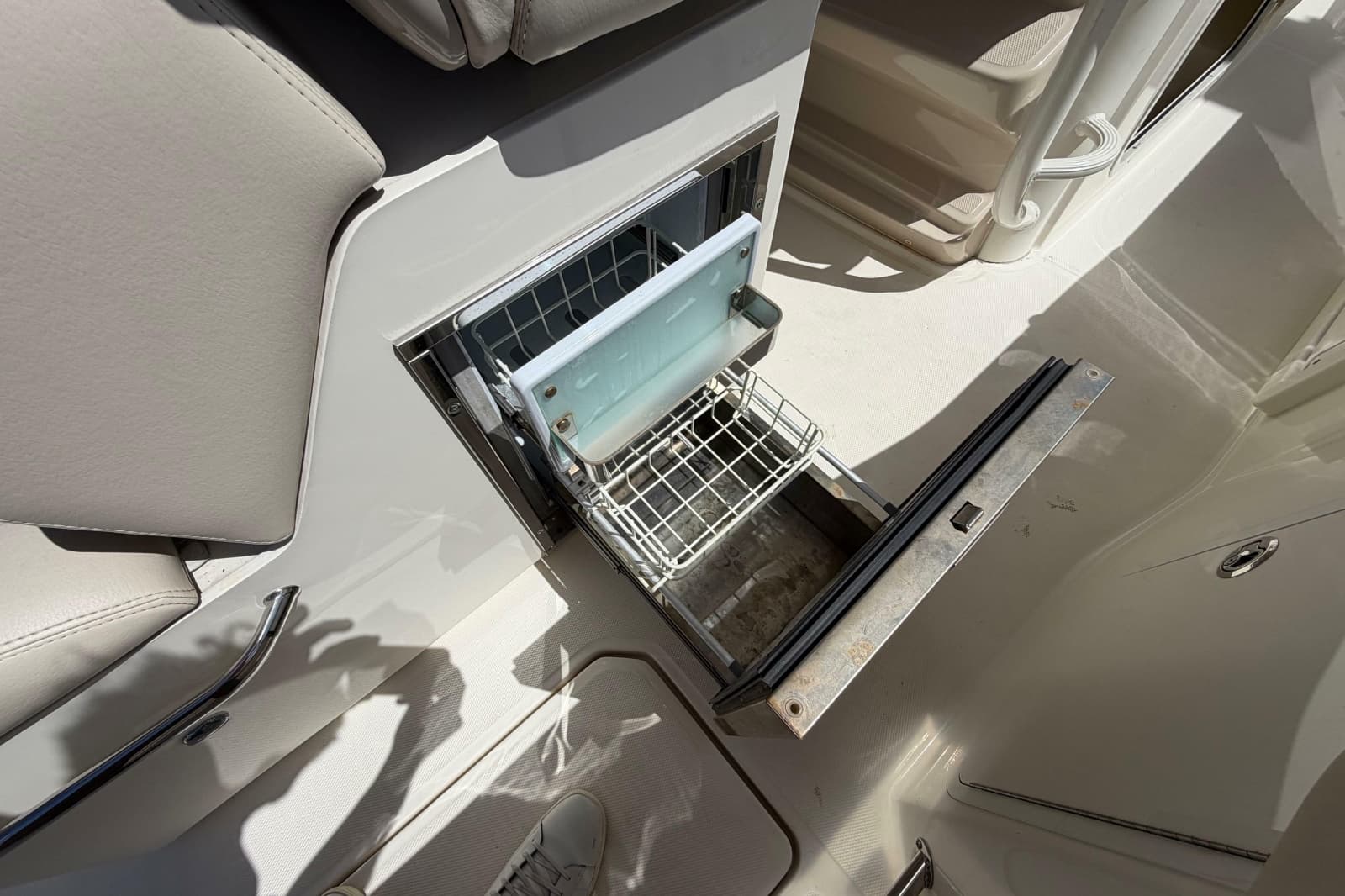 2019 Boston Whaler 330 Outrage - Photo 25