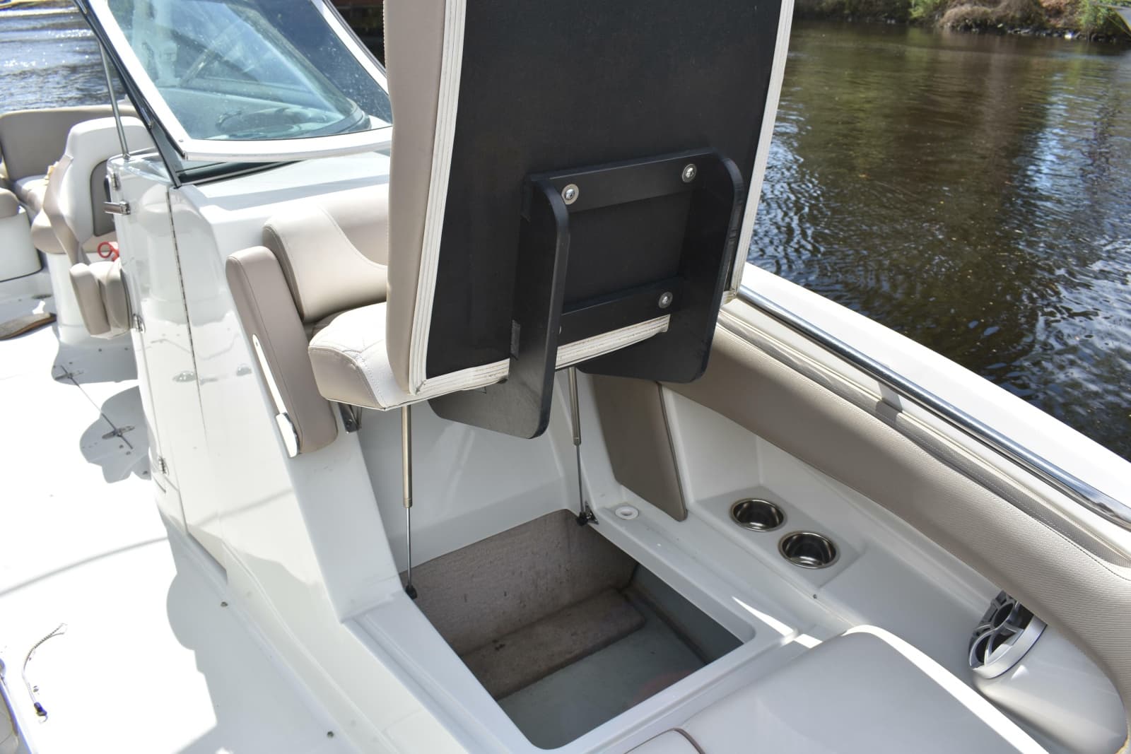 2019 Crownline Eclipse E255 SURF - Photo 9
