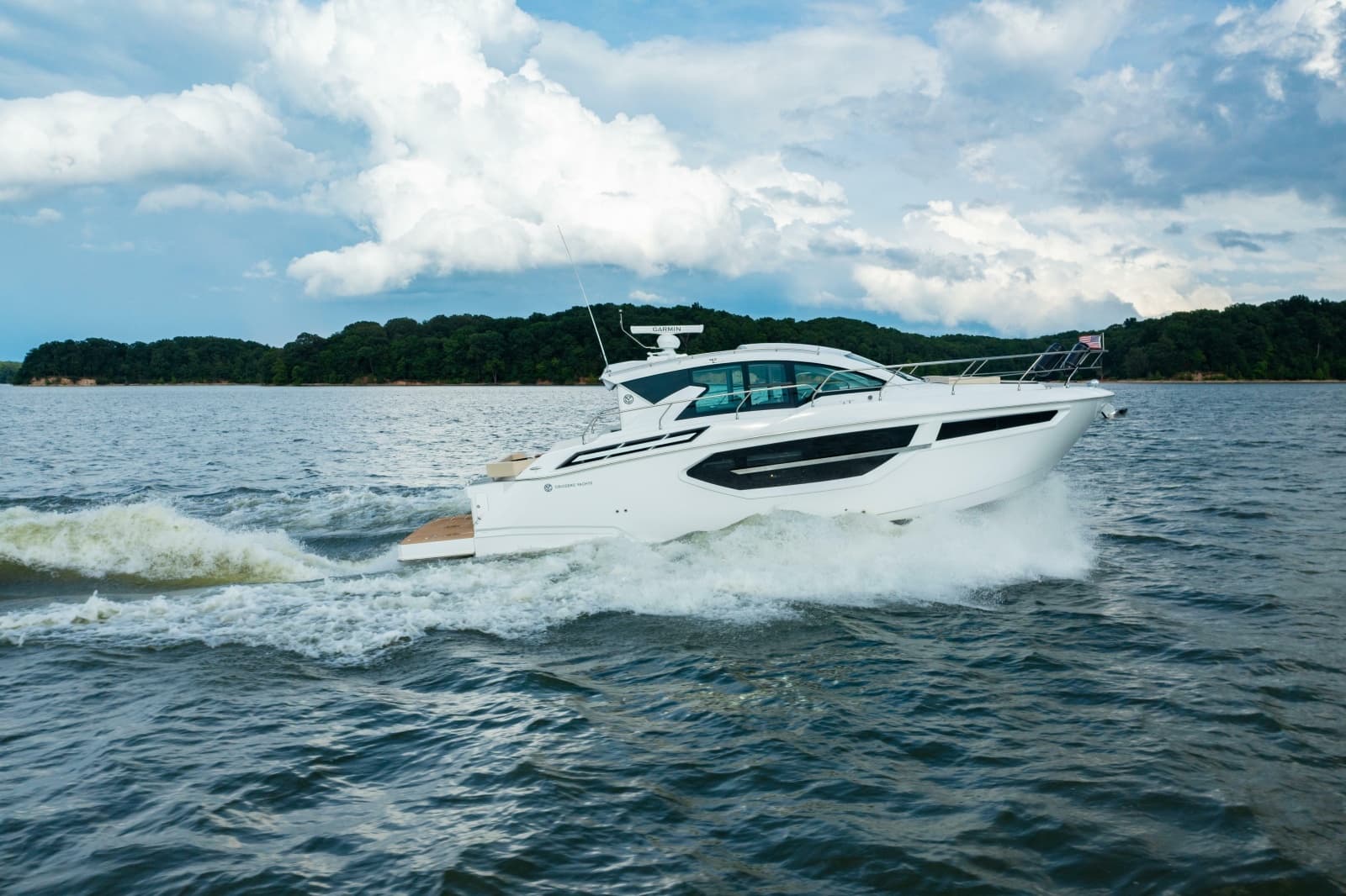2019 Cruisers Yachts 42 Cantius - Photo 2