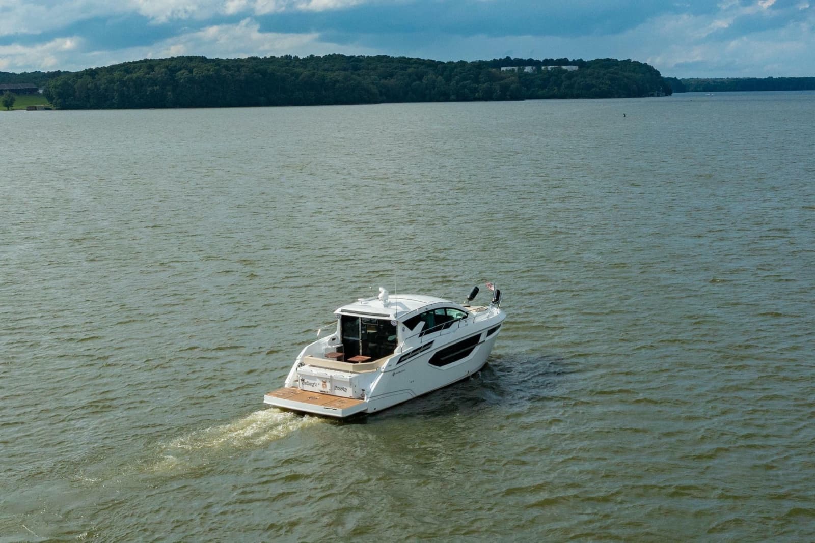 2019 Cruisers Yachts 42 Cantius - Photo 10