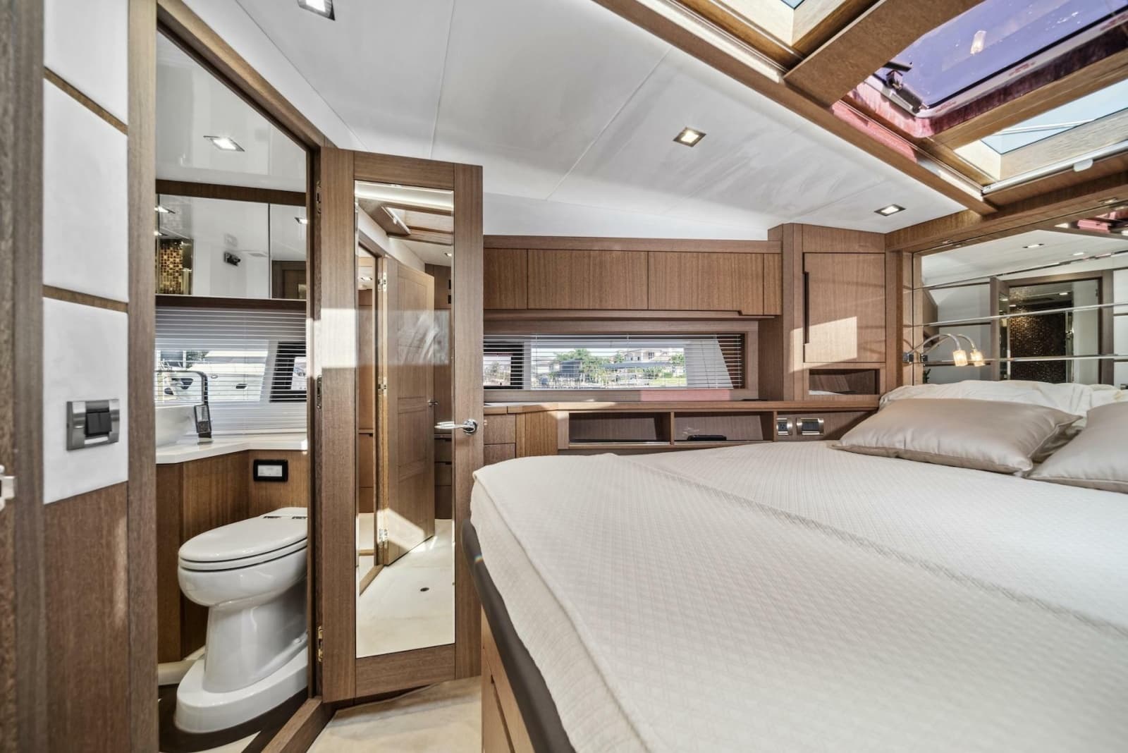2019 Galeon 560 Sky - Photo 13