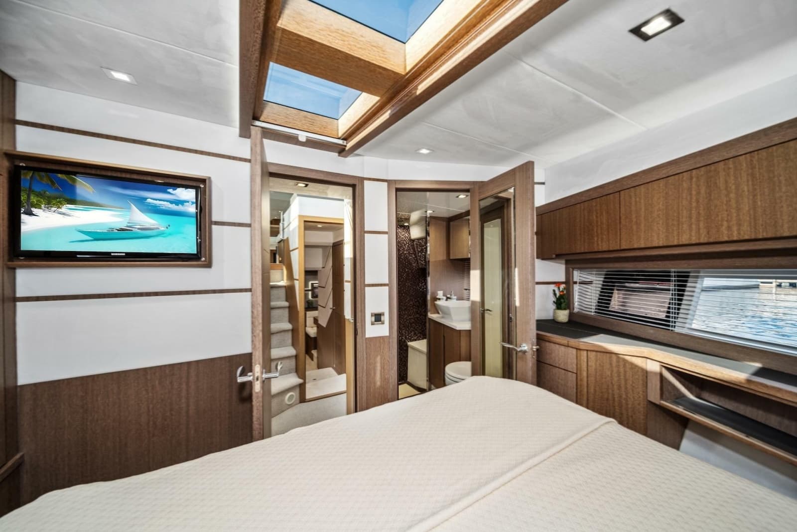 2019 Galeon 560 Sky - Photo 14
