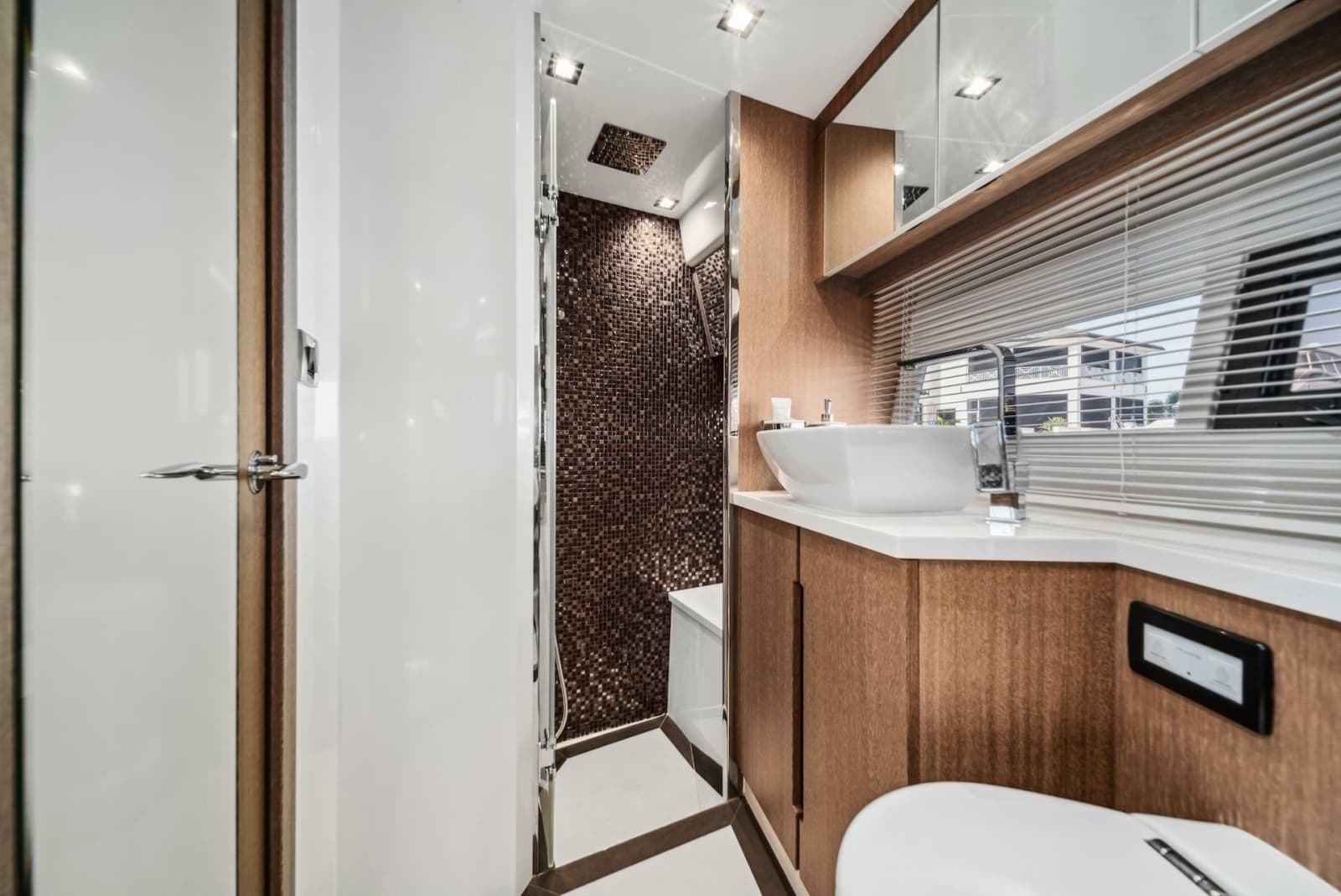 2019 Galeon 560 Sky - Photo 8