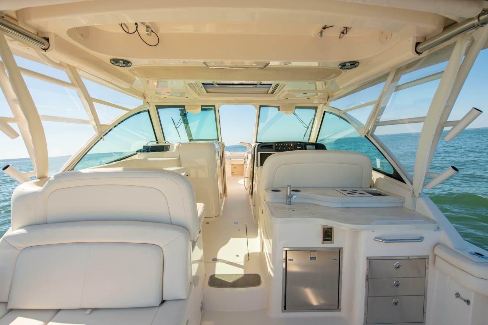 2019 Grady-White Freedom 375 - Photo 20