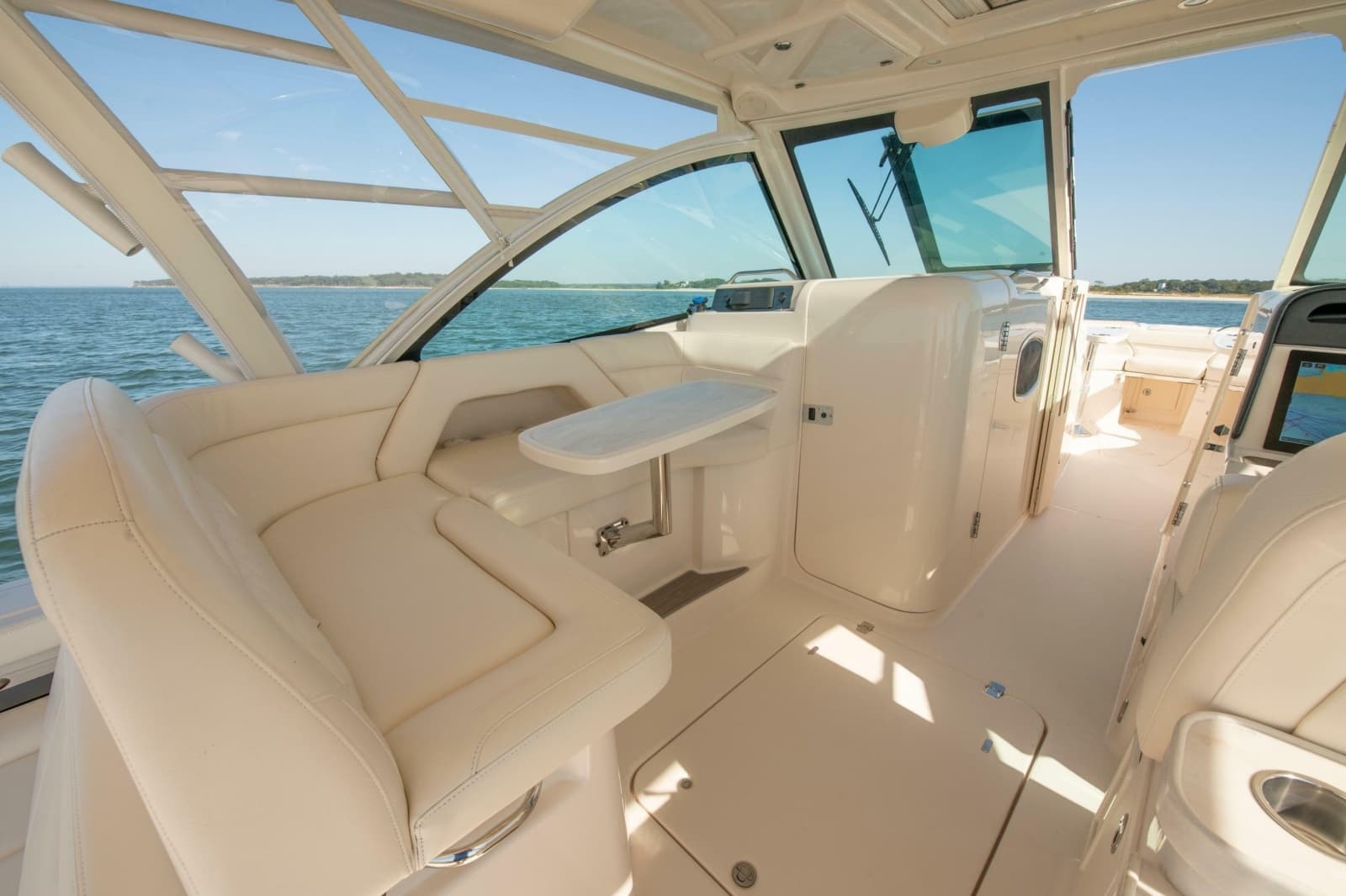 2019 Grady-White Freedom 375 - Photo 23
