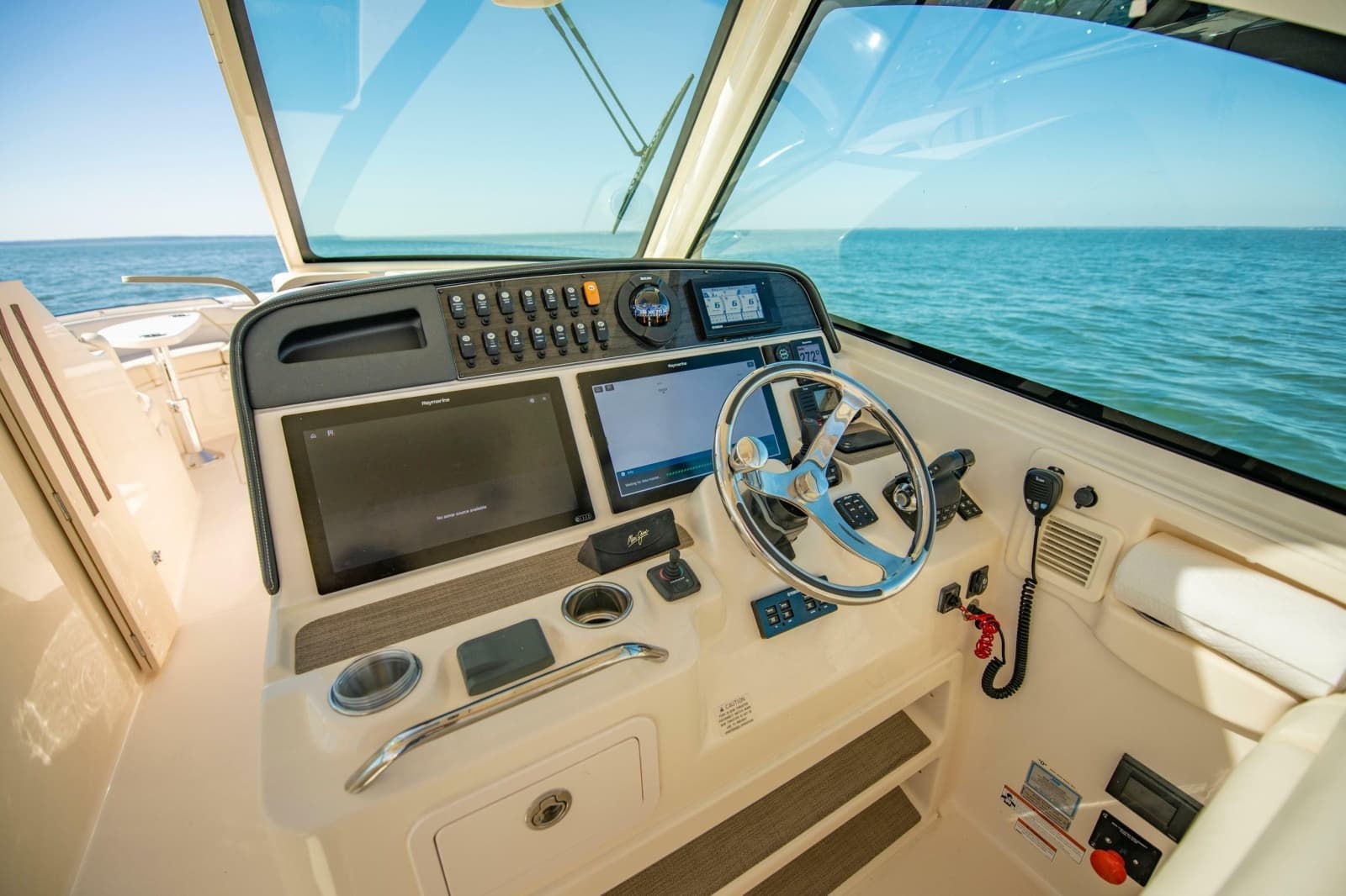2019 Grady-White Freedom 375 - Photo 27