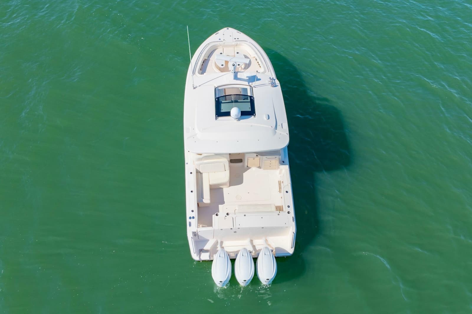 2019 Grady-White Freedom 375 - Photo 4