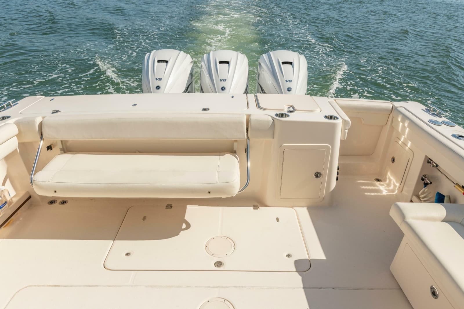 2019 Grady-White Freedom 375 - Photo 14