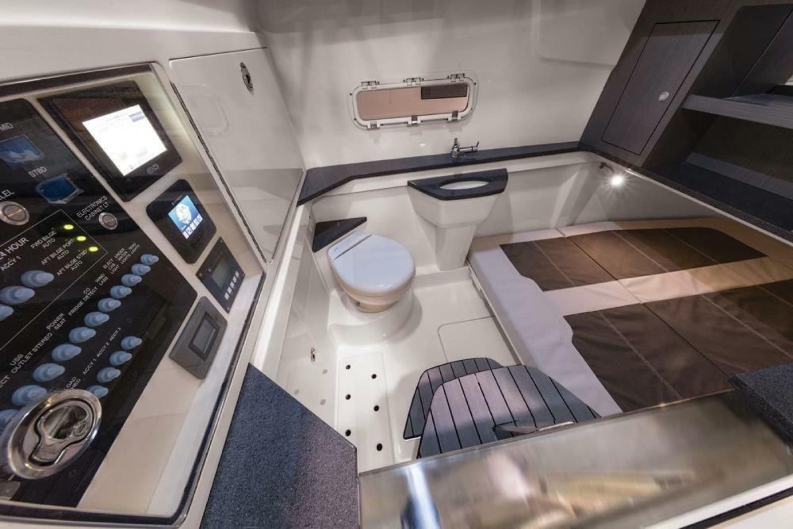 2019 Mako 414 Center Console - Photo 15