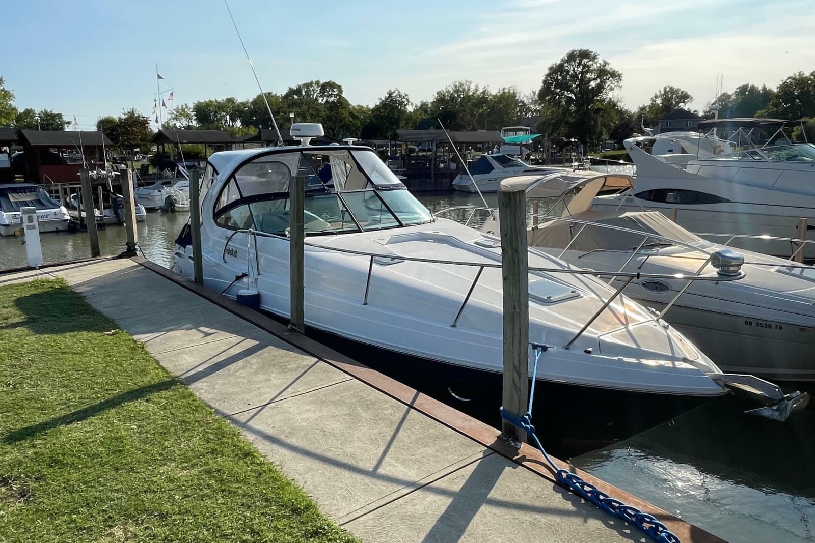 2019 Rinker EX 370 - Photo 5