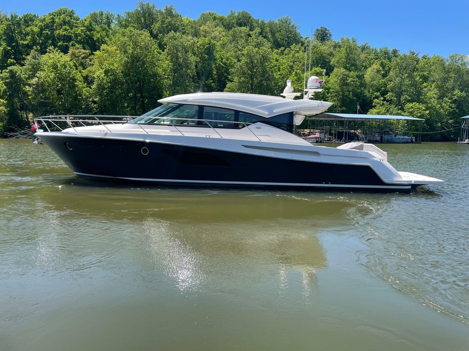 2019 Tiara Yachts C53 Coupe - Photo 4
