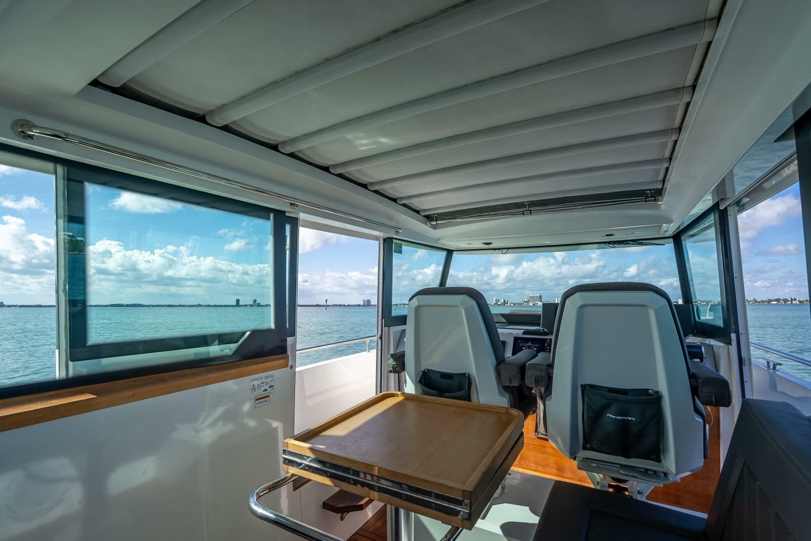 2018 Axopar 37 XC Cross Cabin - Photo 7