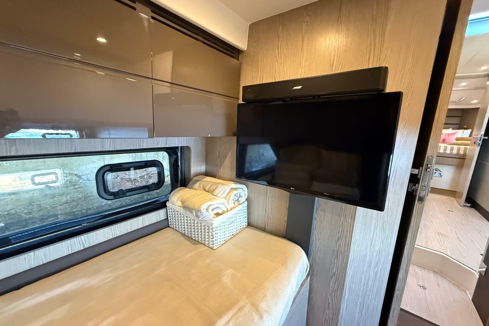 2018 Azimut Atlantis 43 - Photo 21